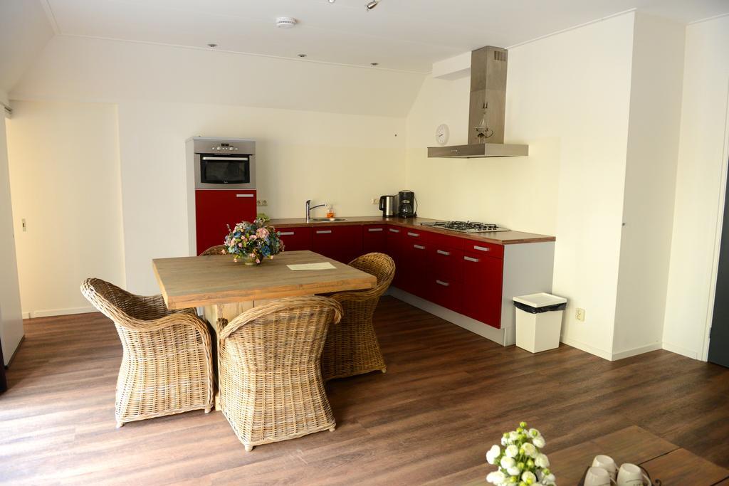Appartementen Verhuur De Trijehoek Stiens Dış mekan fotoğraf