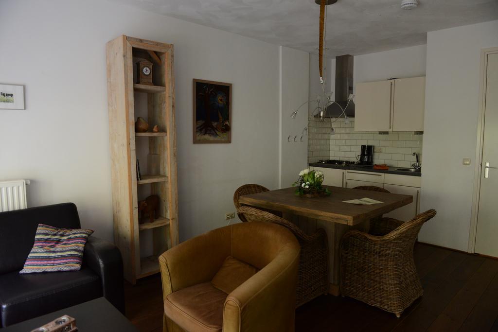 Appartementen Verhuur De Trijehoek Stiens Dış mekan fotoğraf