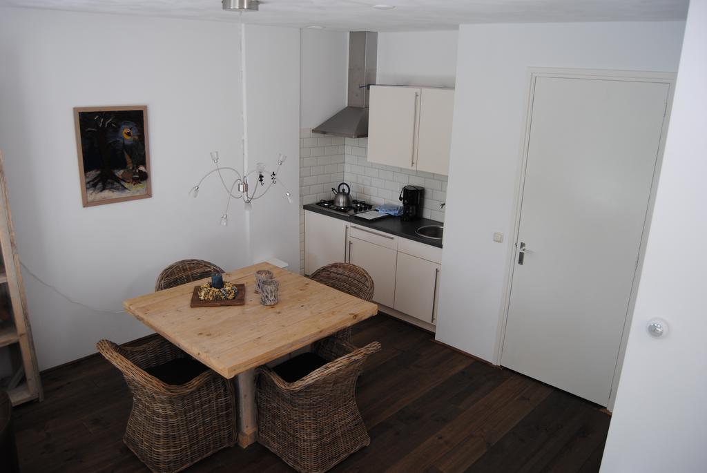 Appartementen Verhuur De Trijehoek Stiens Dış mekan fotoğraf